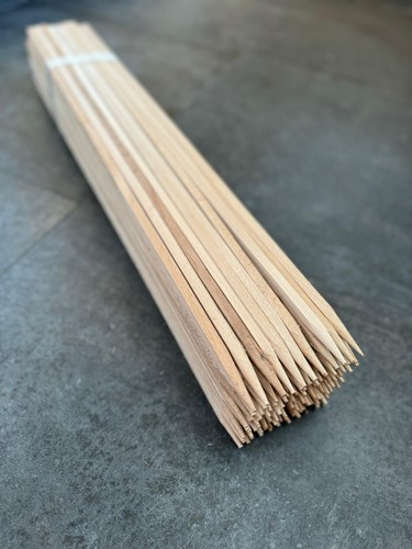 Holzsteckerl aus buchenholz - holzsteckerl,