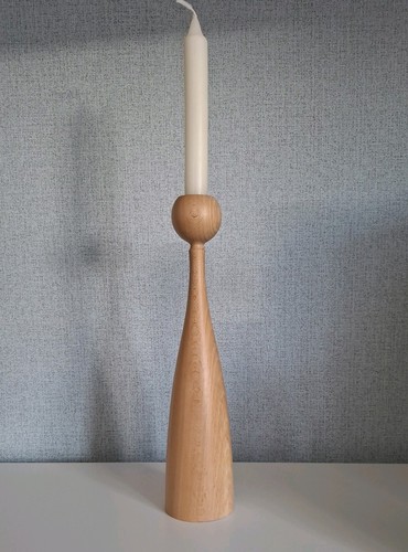 Gedrechselter kerzenhalter - gedrechselter,